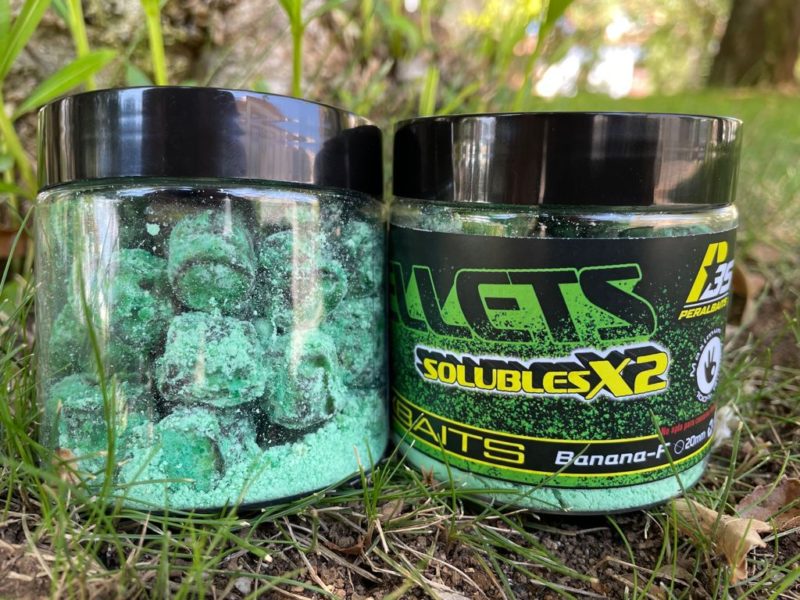 Pellets Peralbaits SolublesX2 14mm Banana Fresa