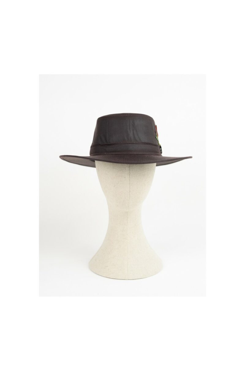 SOMBRERO PLUMA BRITISH IMPERMEABLE MARRÓN
